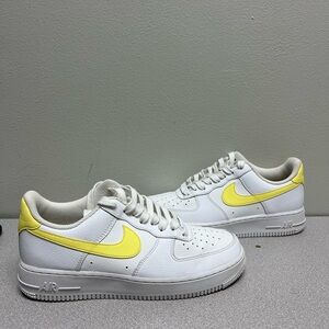 Wmns Air Force 1 ‘07 White Light Citron